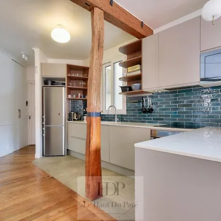 Ternes, 70m2, 2 Chambres, 2 Salles De Bains Paris